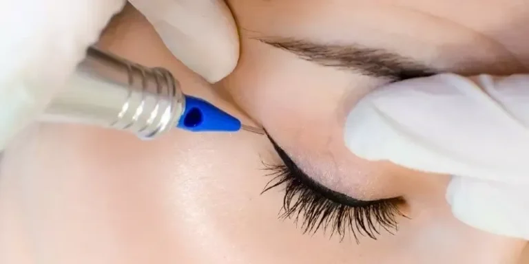 Semi-Permanent Eyeliner Services
